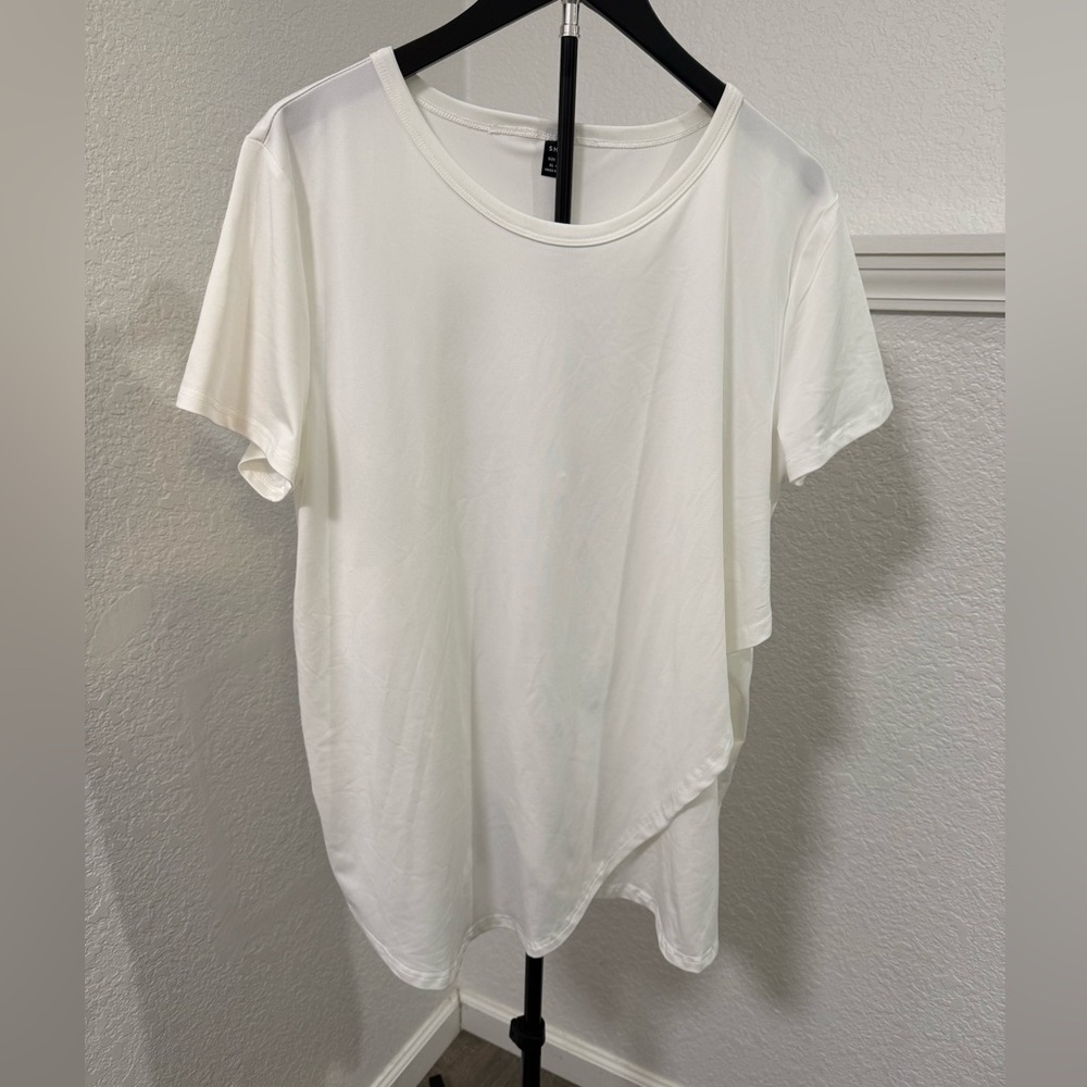SHEIN White Asymmetrical Short Sleeve Tee